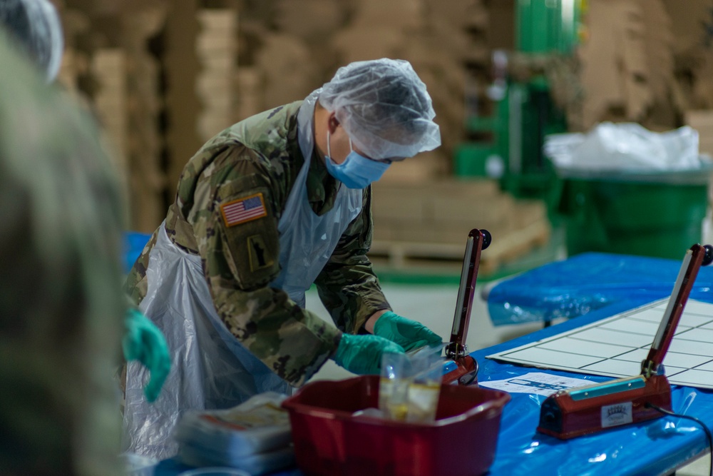 Kansas Army National Guard packages 1 million meals