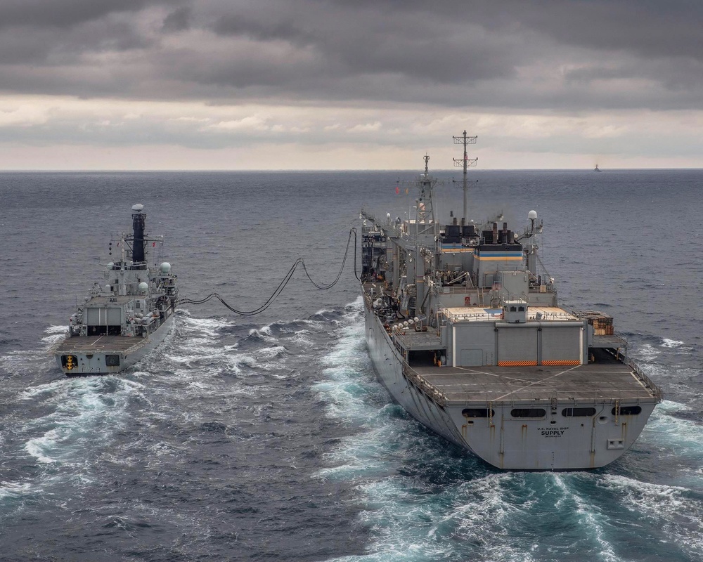 HMS Kent, USNS Supply RAS