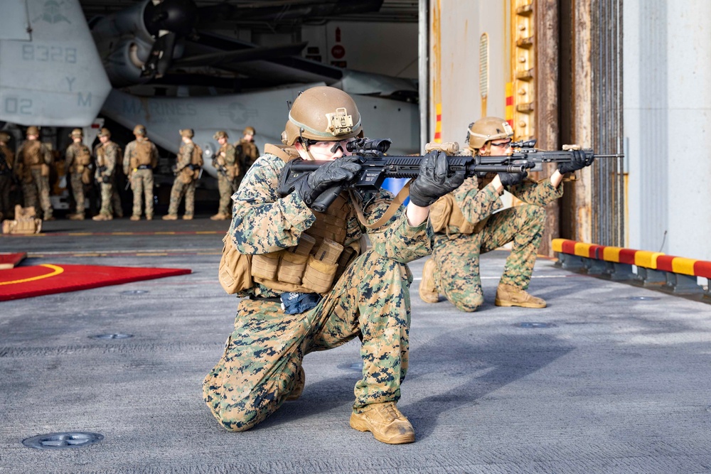26 MEU Fast Rope/Gun Shoot on USS Bataan (LHD 5)