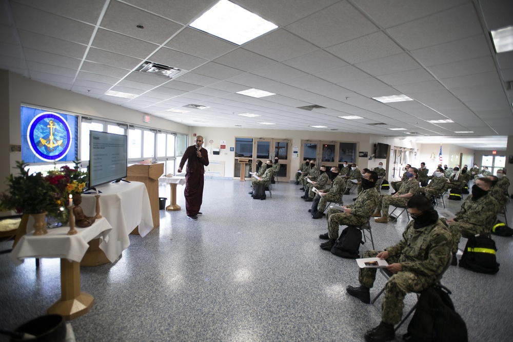 Chaplain Hingulwala Leads Vesak Celebration at RTC