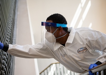 Oklahoma National Guardsmen join veterans in fight against COVID-19