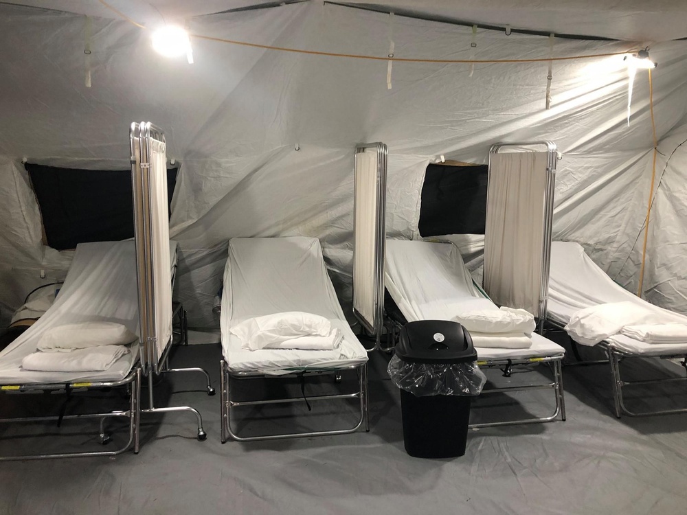 DVIDS - Images - Patient Beds in a Surplus Military Tent [Image 1