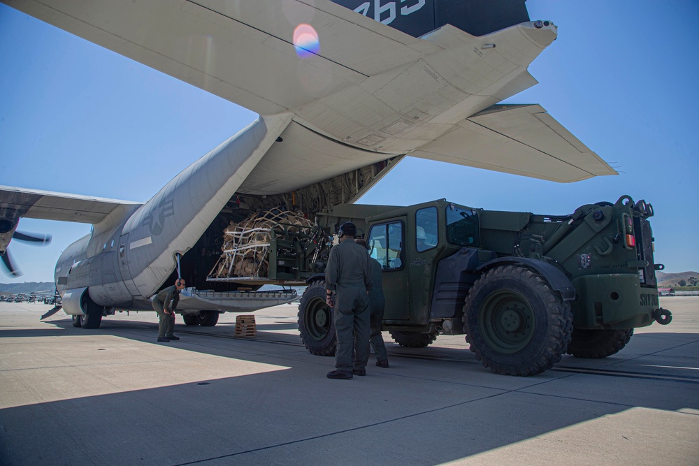 KC-130J supports Marines on MCAS Camp Pendleton