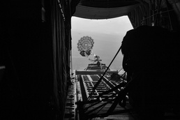 Yokota Airmen train together to remain airdrop ready