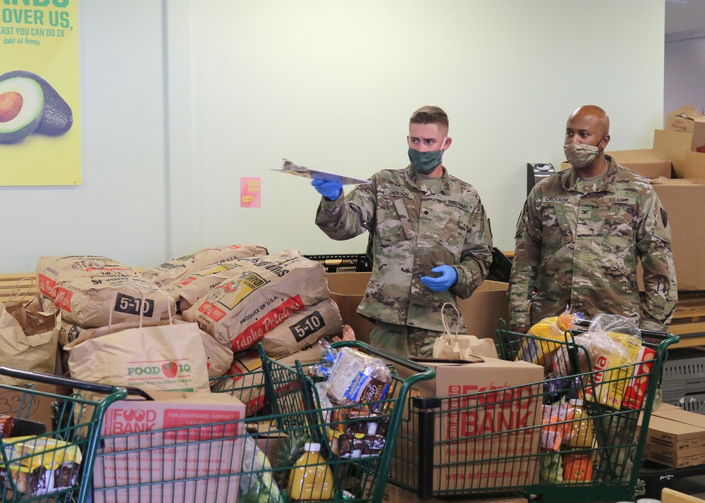 Joint Task Force 176 members support New Braunfels Food Bank