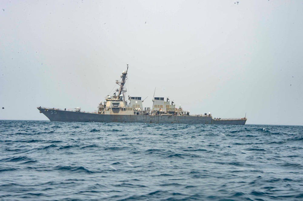Stout Conducts Operations in the Arabian Gulf