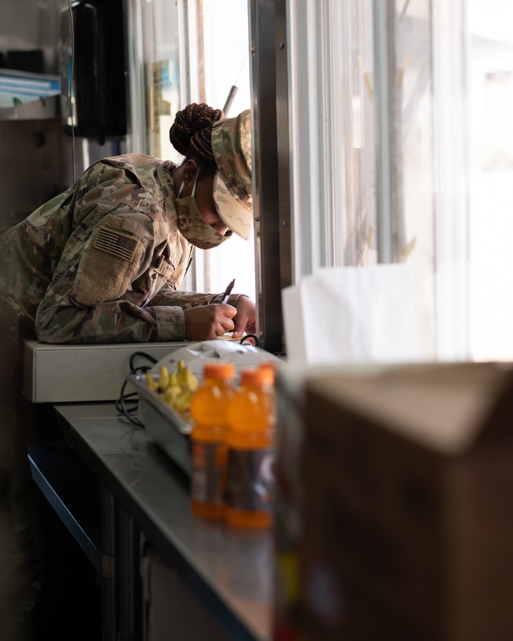 Fort Carson food truck &quot;The Outpost&quot; brings chow to Soldiers