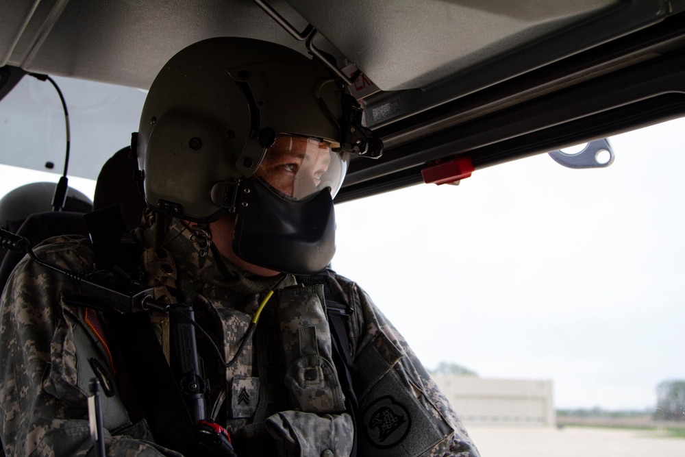 Iowa National Guard transports COVID-19 tests by air