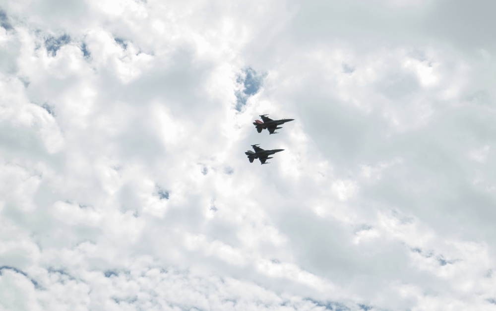 Red Tails Salute Health Care Workers