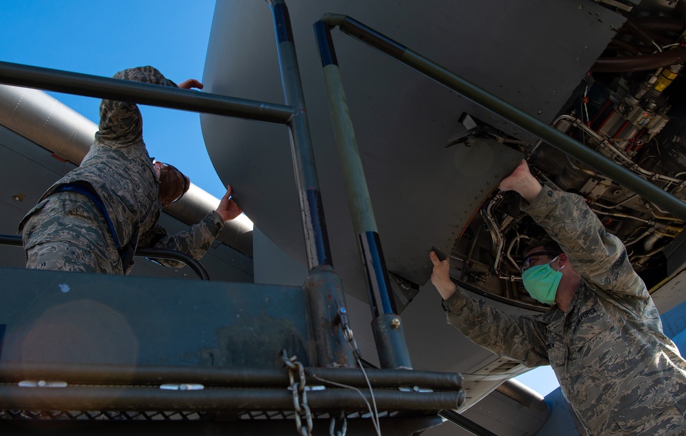 Maintenance Airmen execute mission safely during COVID-19