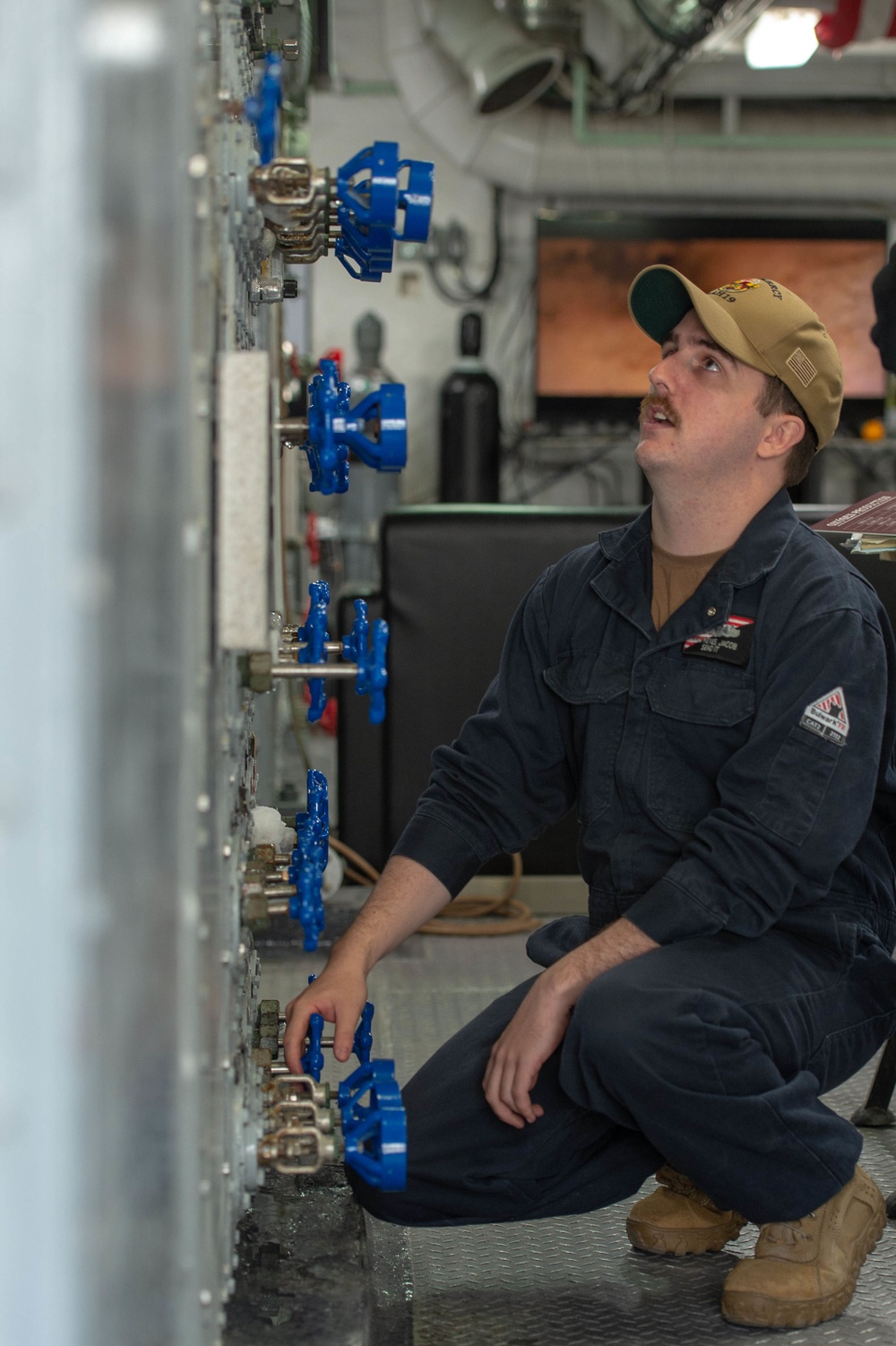 USNS Mercy Sailors Work in the O2N2 Plant