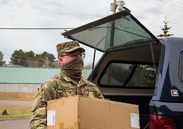 Soldiers helping first responders