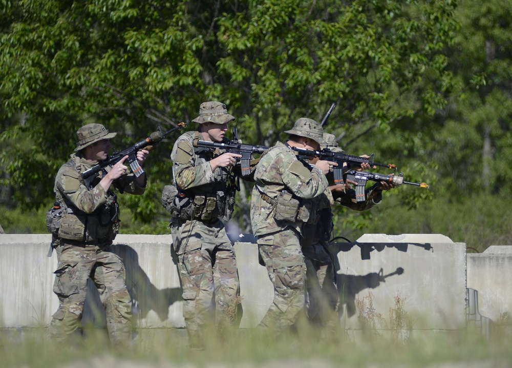 Special Forces Students Undergo Tactical Skills Training