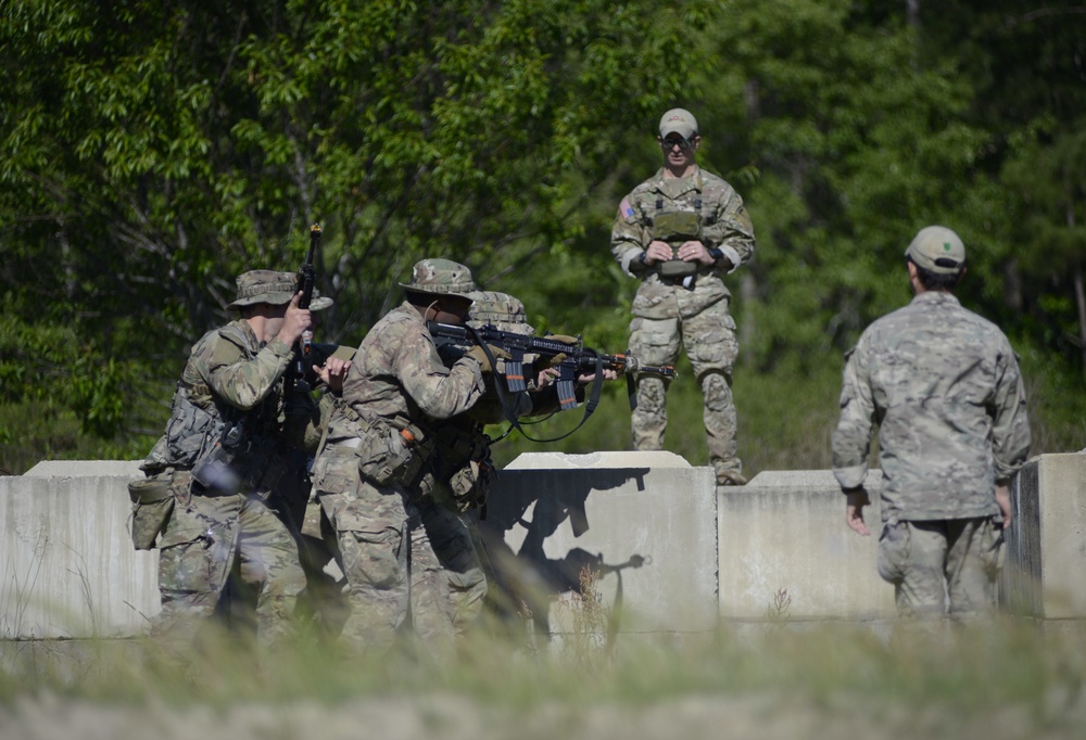 Special Forces Students Undergo Tactical Skills Training