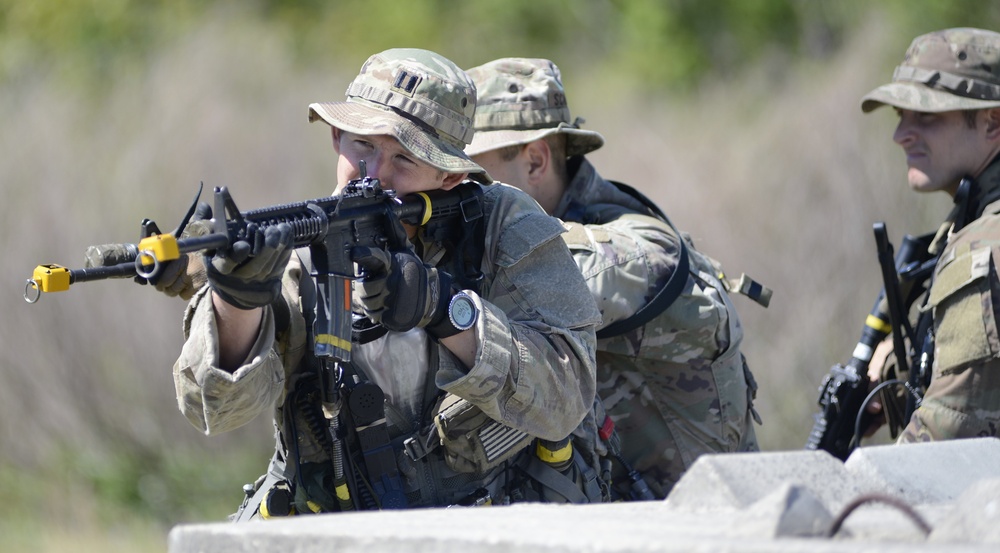 Special Forces Students Undergo Tactical Skills Training