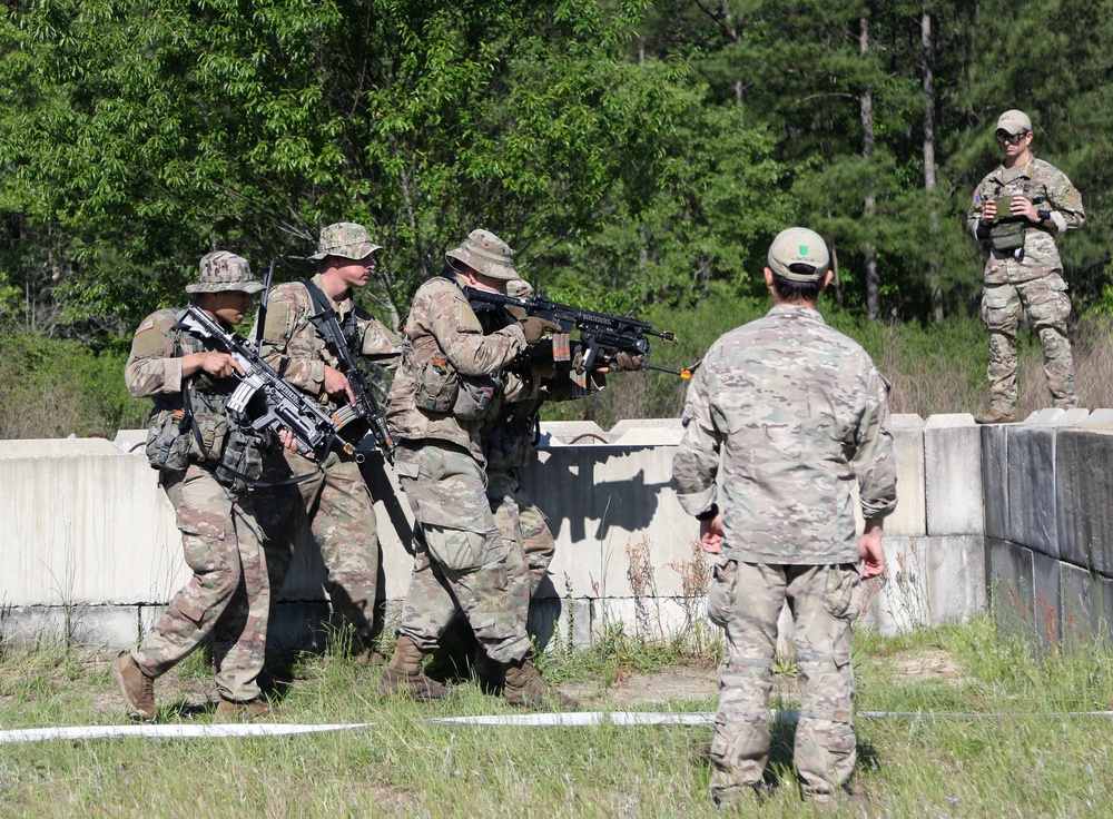 Special Forces Students Undergo Tactical Skills Training