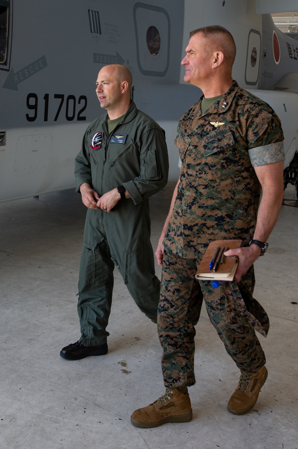2nd MAW Commanding General and Sergeant Major visit MCAS New River