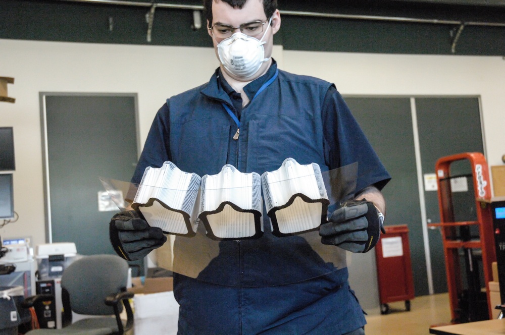 Carderock Engineers Work to Offset Face-Covering Shortage