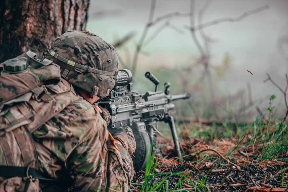 3/2CR Soldiers conduct squad live-fire exercise during eFP NATO BG-P