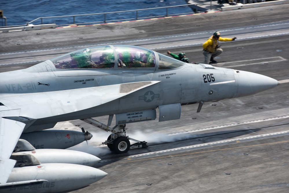 USS Harry S. Truman (CVN 75) transits the Atlantic Ocean