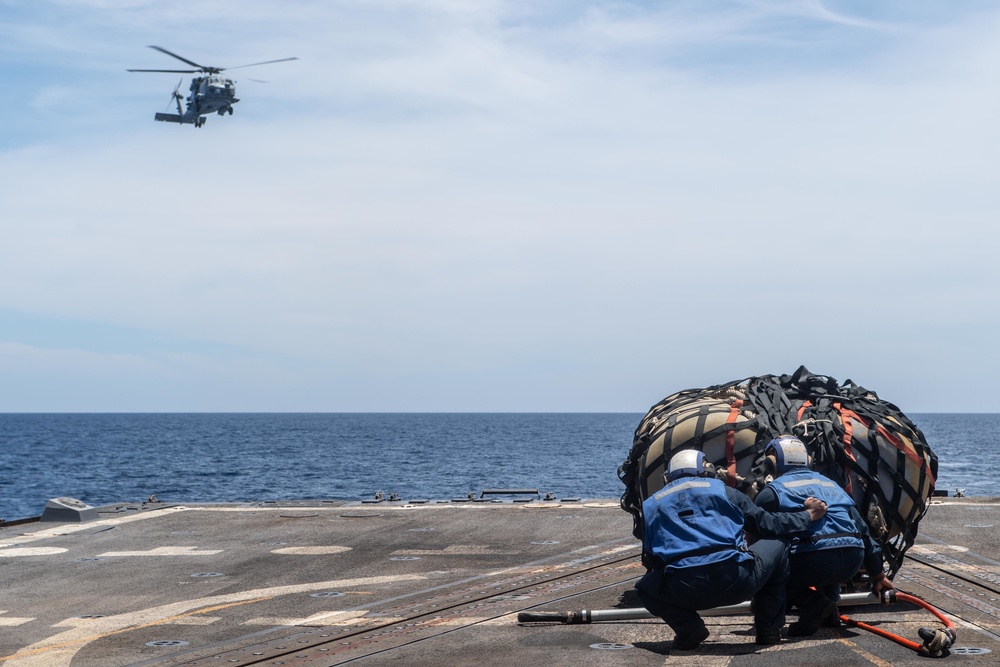 Truxtun Conducts Operations in the 5th Fleet Area of Operations