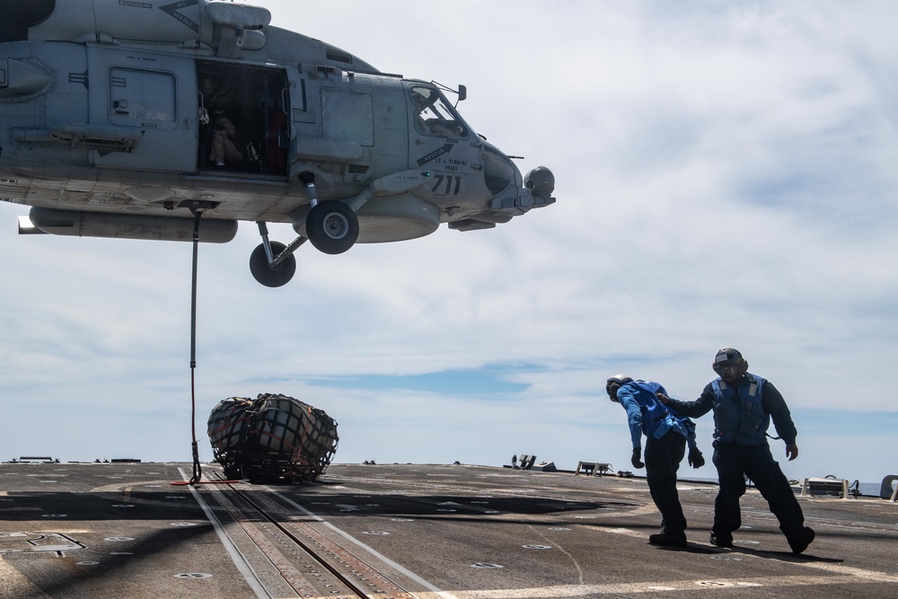 Truxtun Conducts Operations in the 5th Fleet Area of Operations