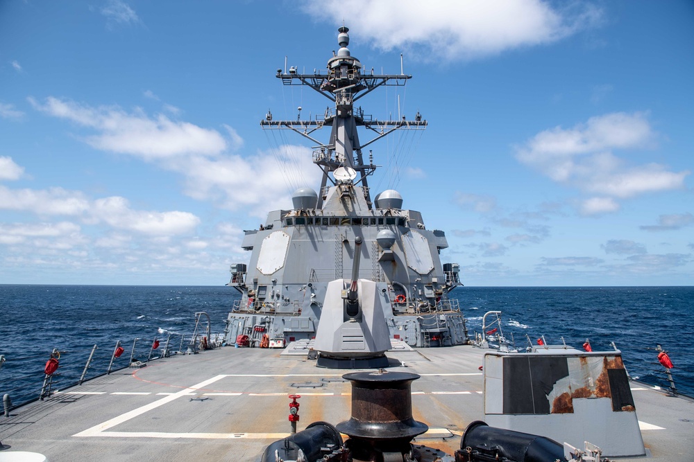 Truxtun Conducts Operations in the 5th Fleet Area of Operations