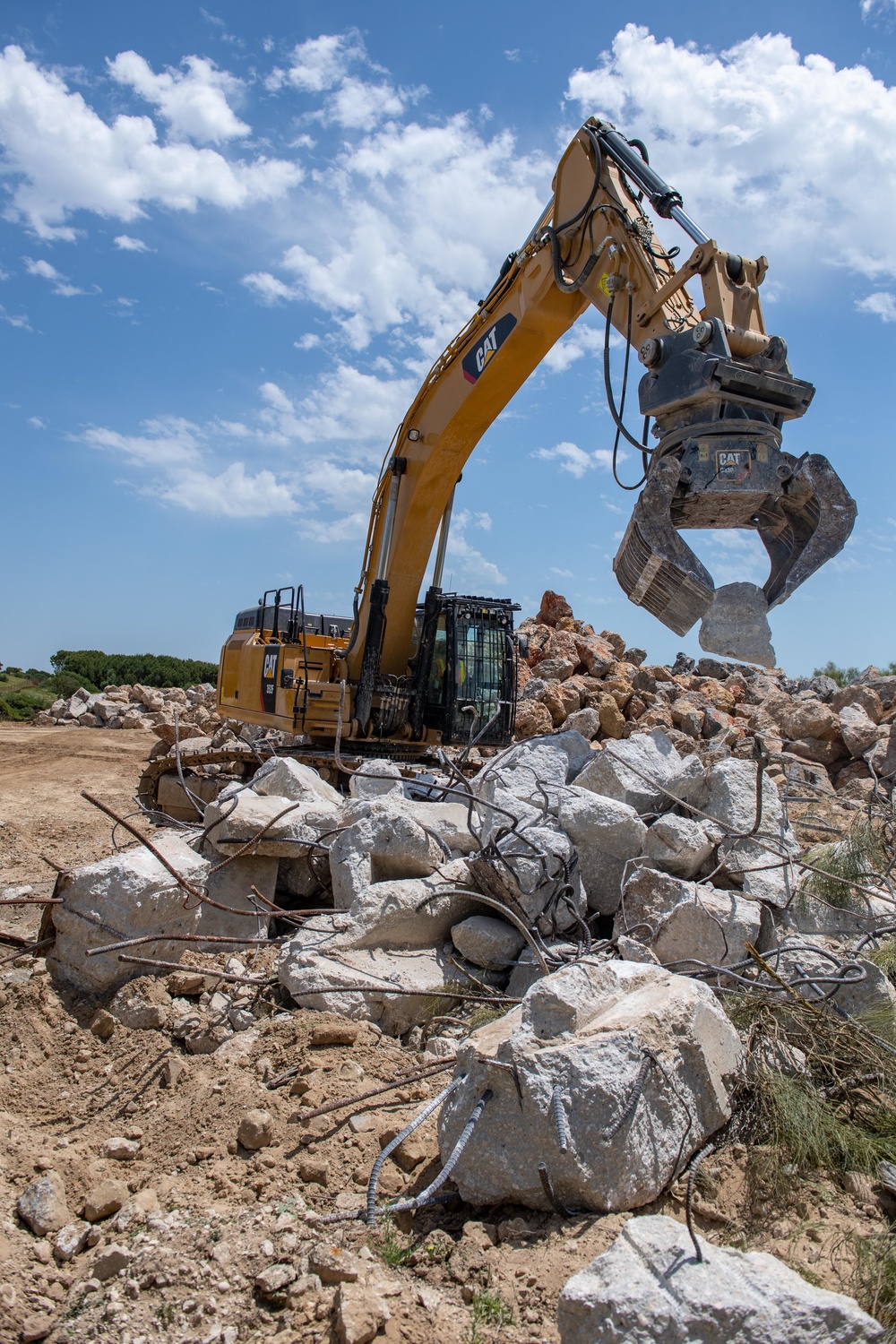 NMCB 1 continues Cliff Erosion Prevention Project on Naval Station Rota