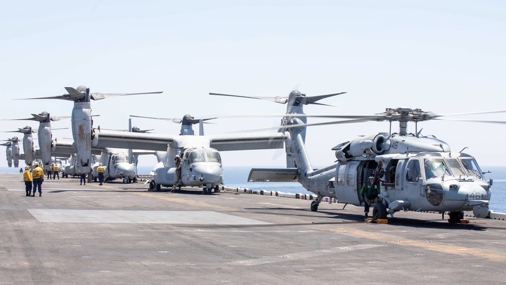 USS Bataan (LHD 5) Flight Ops