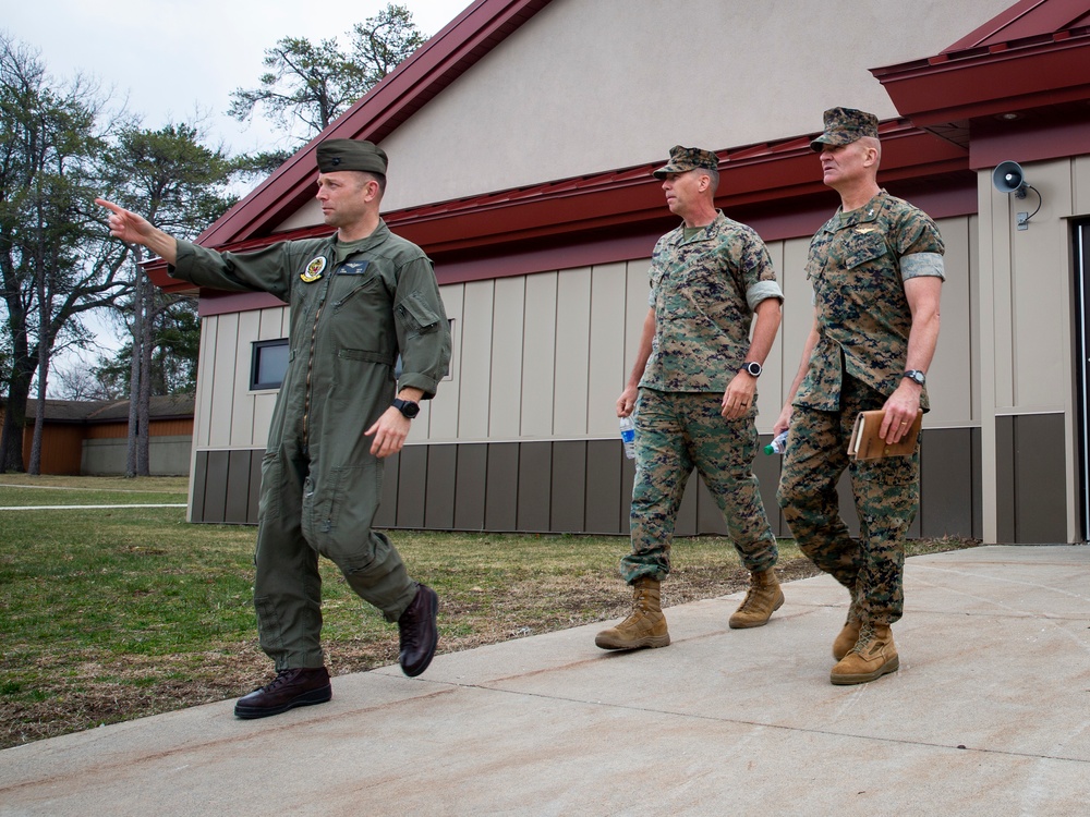 2nd MAW command visits VMA-542 at Michigan DFT