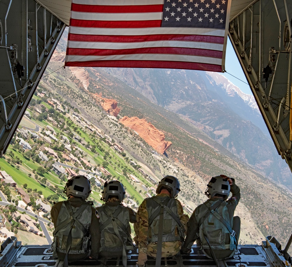 302nd Airlift Wing honors Colorado healthcare workers with C-130 flyover