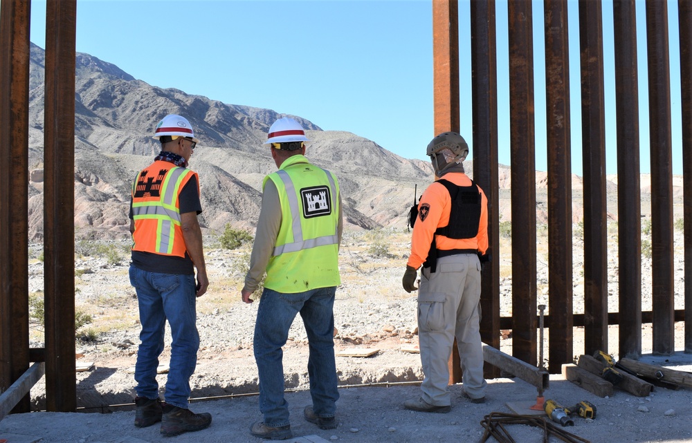 Corps completes El Centro 1 border barrier project