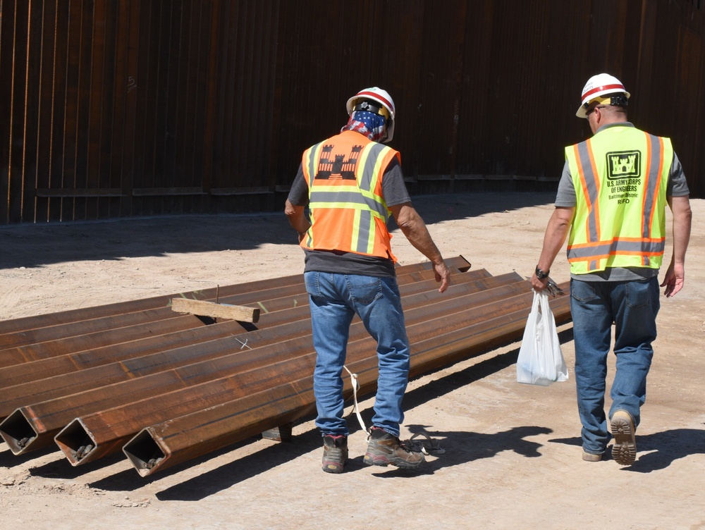 Corps completes El Centro 1 border barrier project