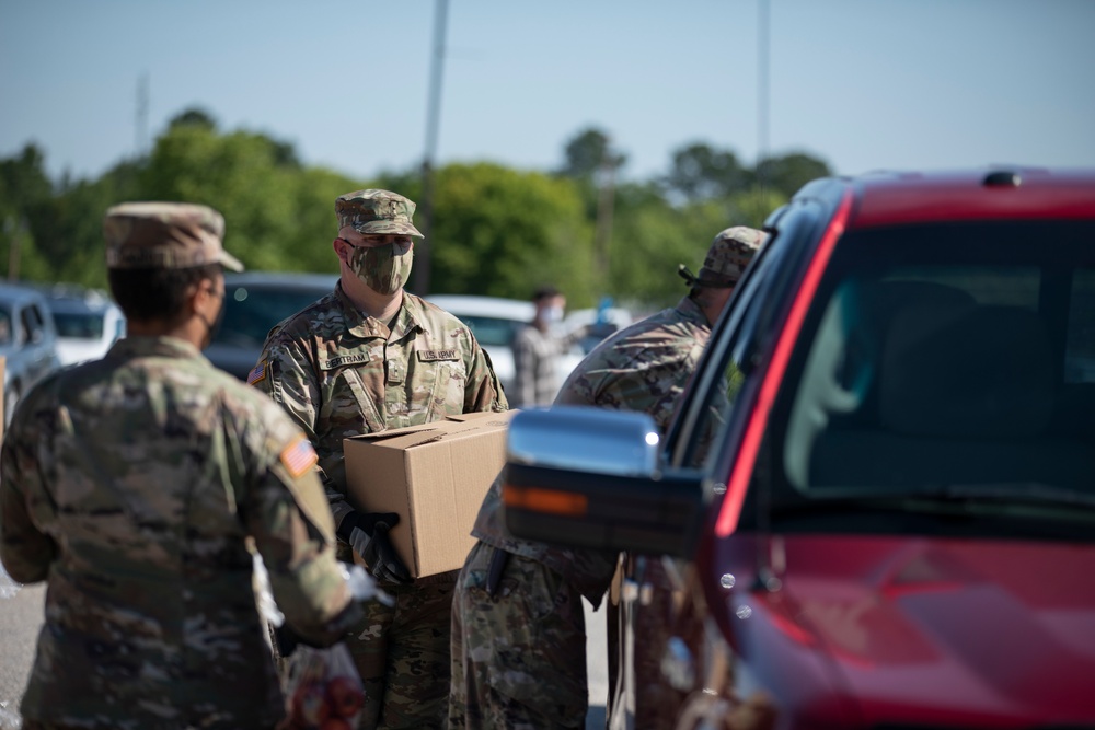 N.C. Guardsmen help distribute more than 30,000 lbs of food
