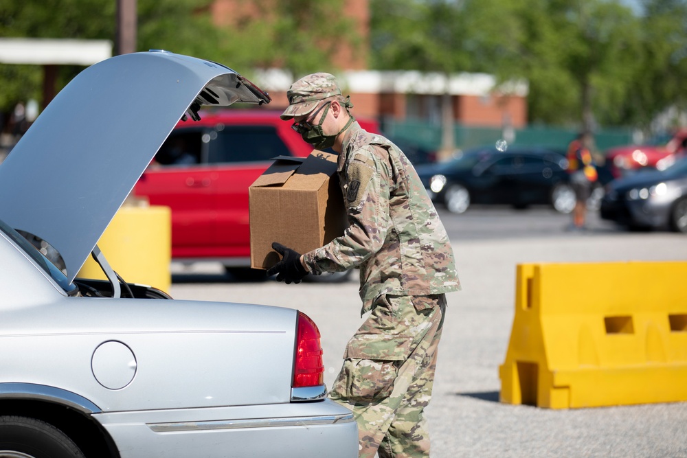 N.C. Guardsmen help distribute more than 30,000 lbs of food