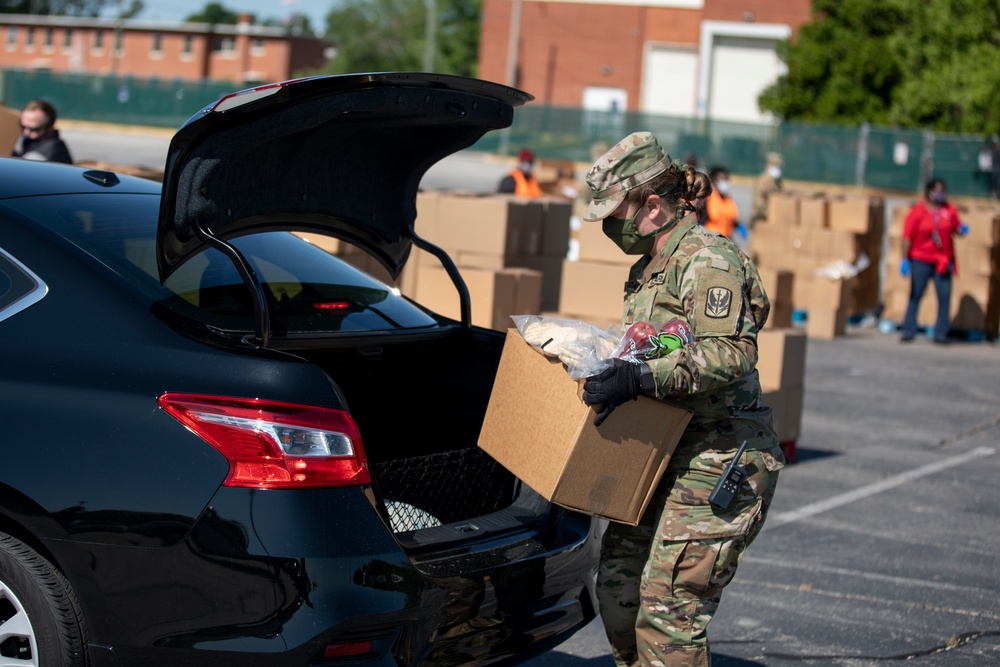 N.C. Guardsmen help distribute more than 30,000 lbs of food