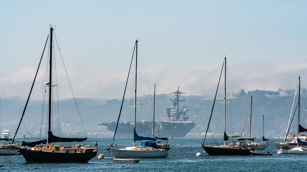 USS Abraham Lincoln gets underway