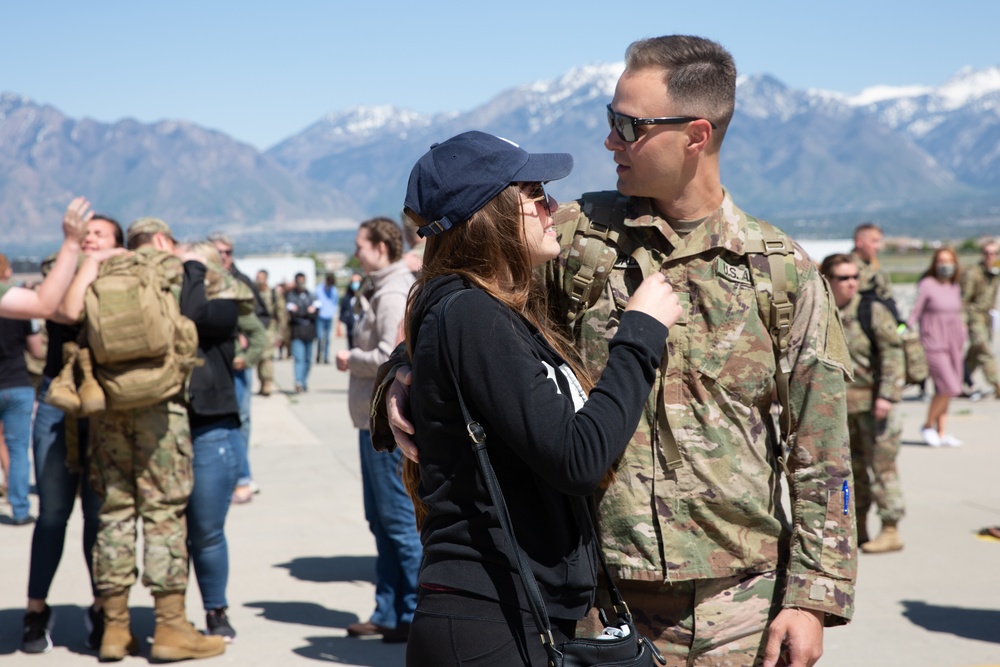 Utah National Guard's Aviation Battalion Deploys During Pandemic