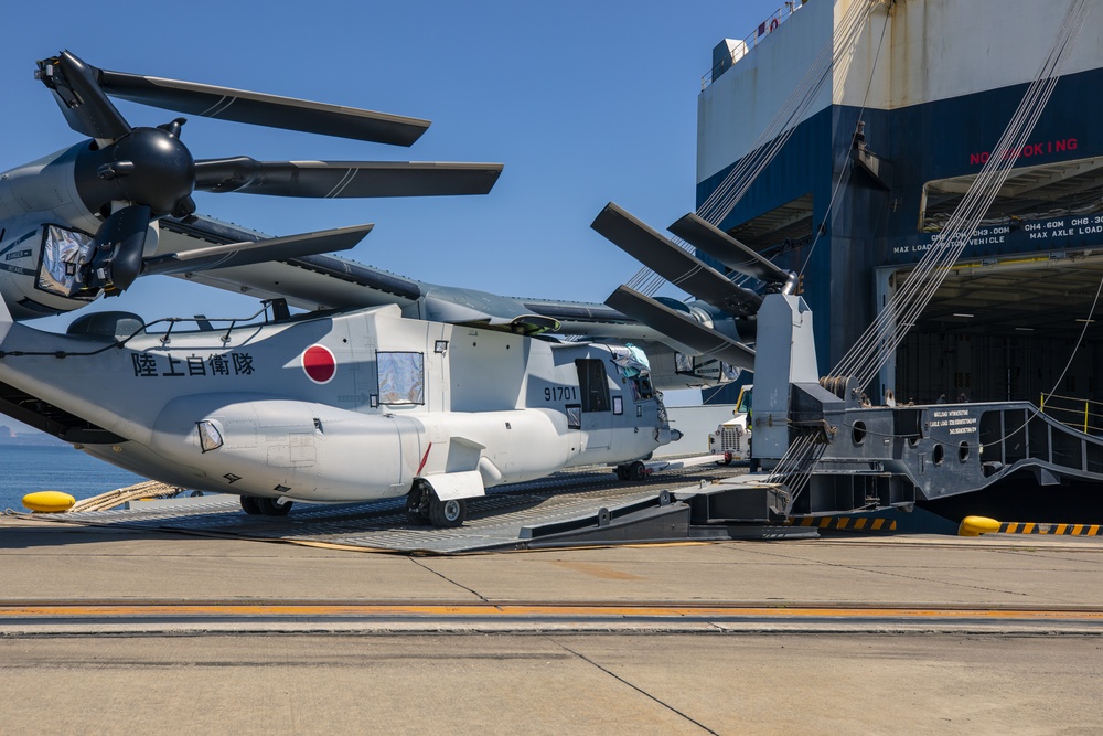 V-22 Arrives in Iwakuni