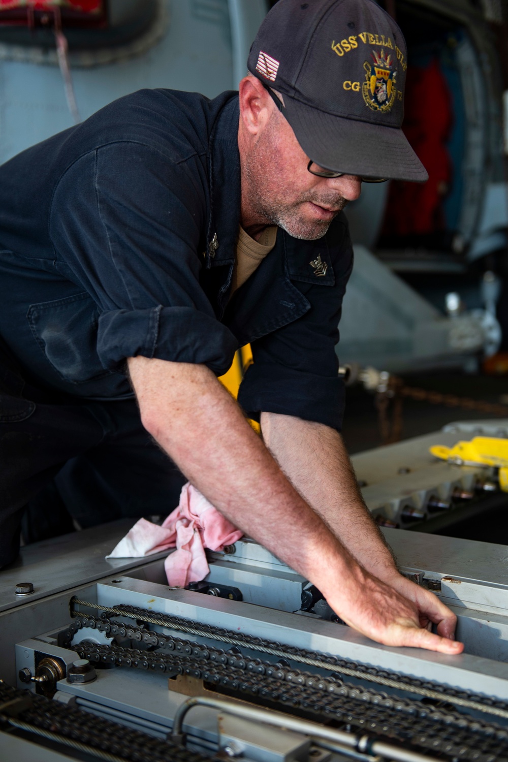 Vella Gulf Conducts Operations in the Gulf of Aden