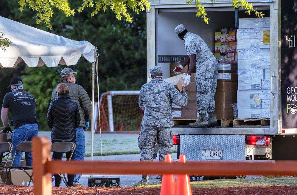 Georgia Air Guardsmen assist community with food inventory and distribution amid COVID-19