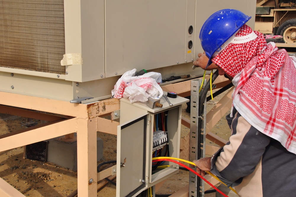 Kuwait contract worker on JOC in Kuwait 2011