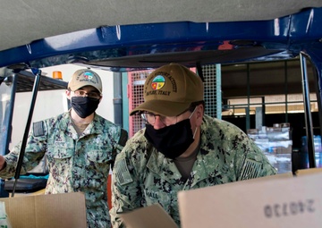 NSA Naples Holds Food Drive for Local Italian Community