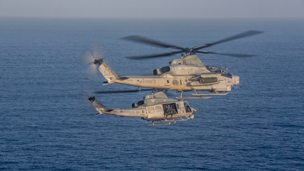 MAG-39 Marines train to land on Navy ships