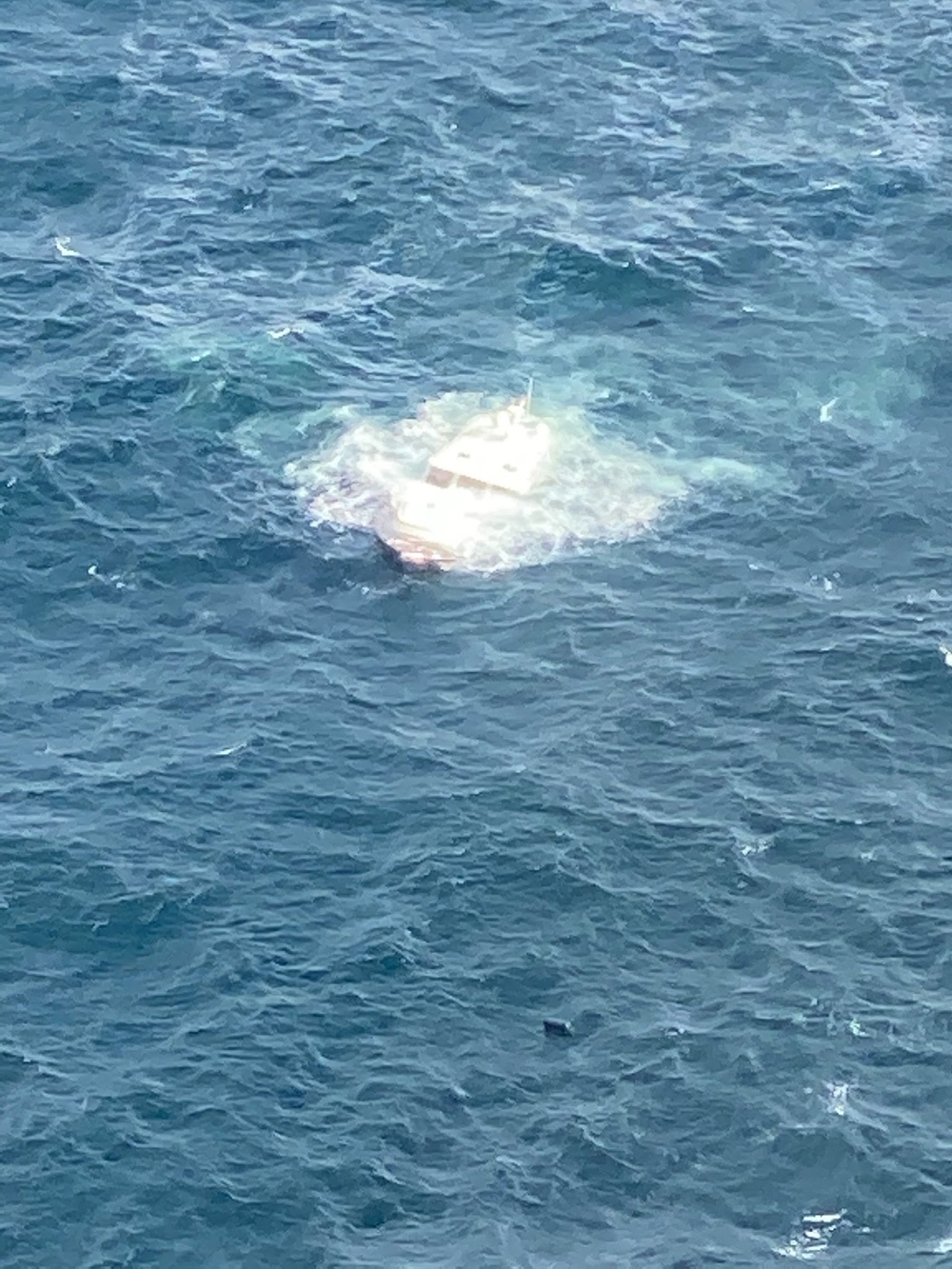 Coast Guard rescues 3 boaters after vessel sinks off Cumberland Island