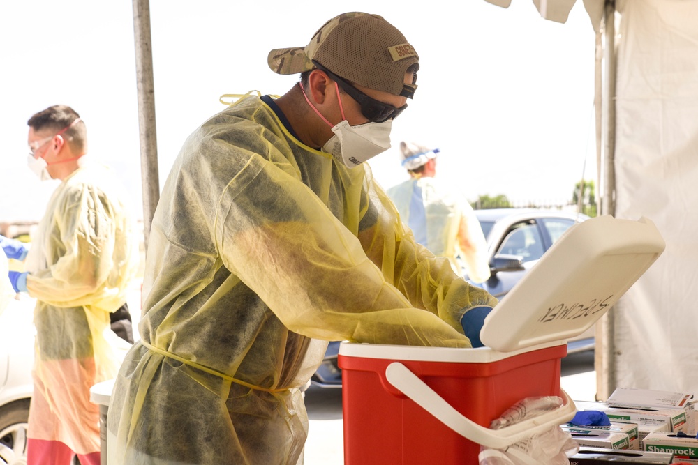 California National Guard supports Riverside County medical site