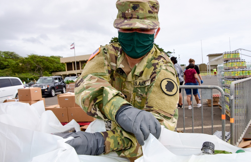 HING supports Wailuku community food drive