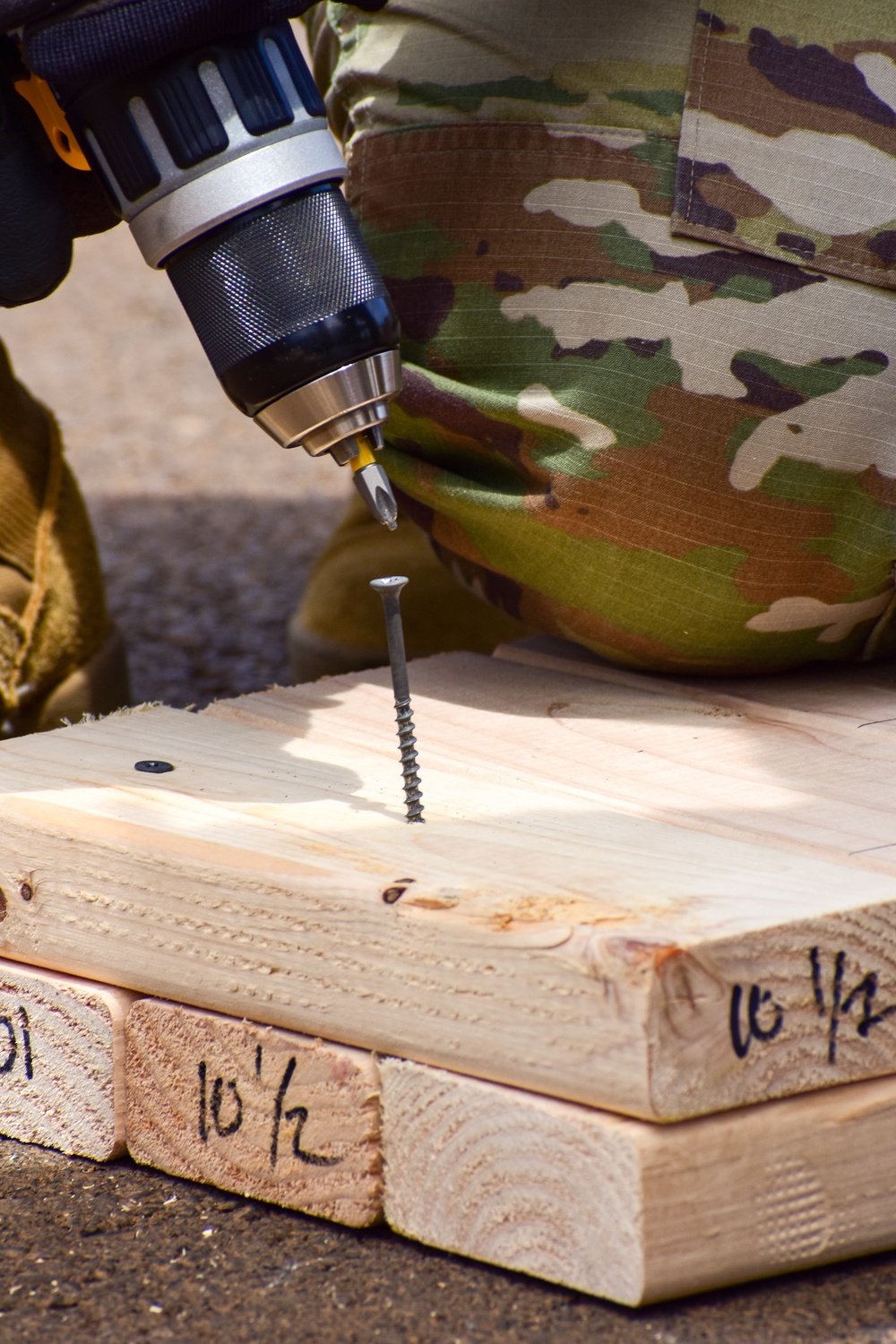 230th Engineers construct platforms during COVID-19 operations