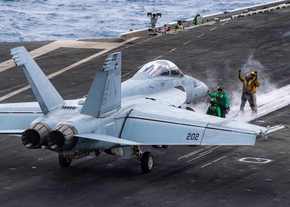 USS Harry S. Truman (CVN 75) transits the Atlantic Ocean