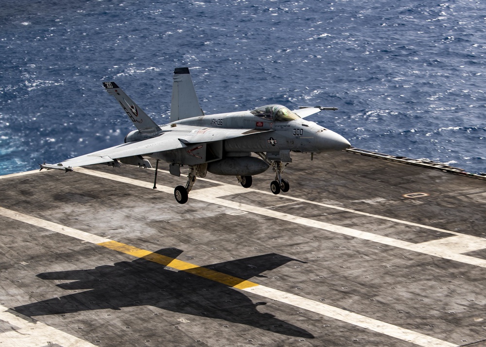 USS Harry S. Truman (CVN 75) transits the Atlantic Ocean